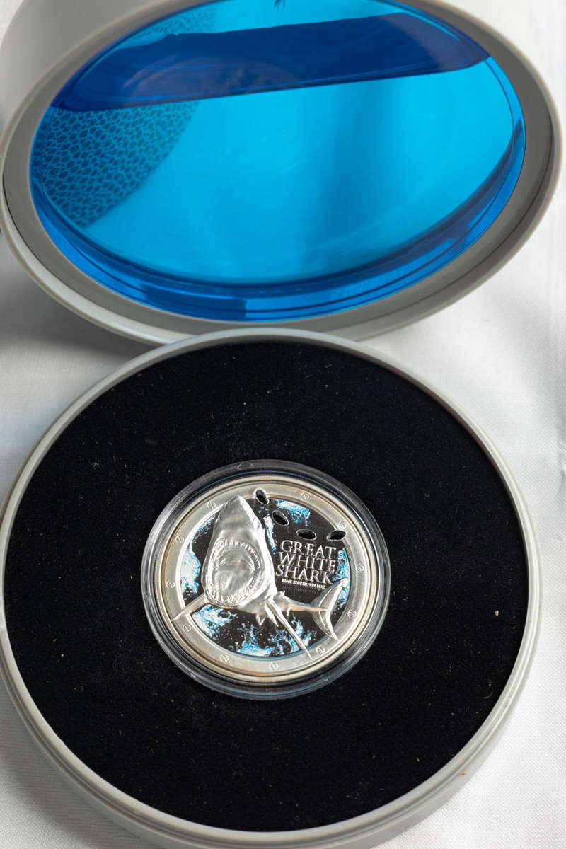 2012 New Zealand Mint Great White Shark 1 oz Silver Coin