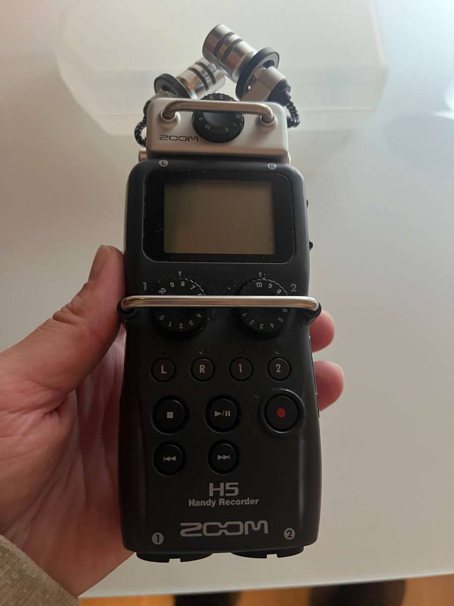 Zoom H5 Handy Sound Recorder