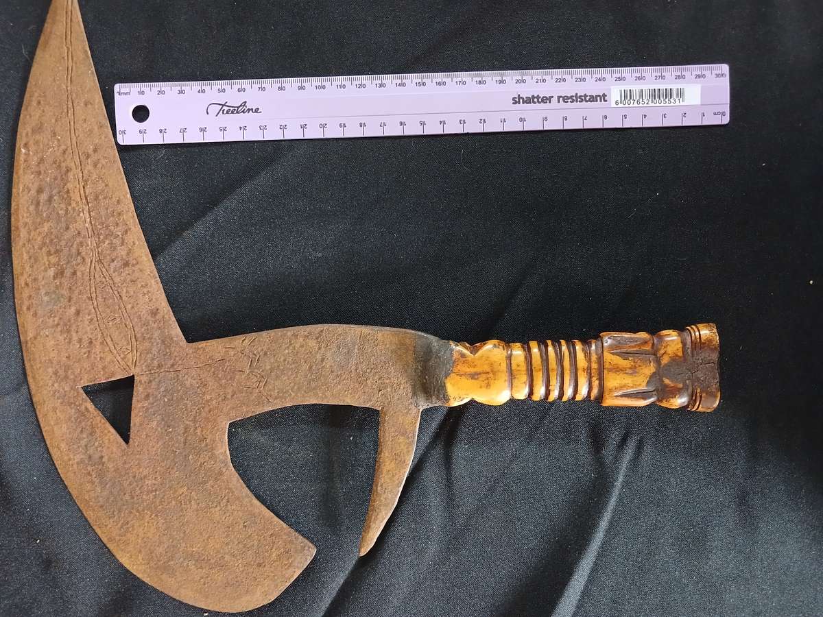 African throwing knife