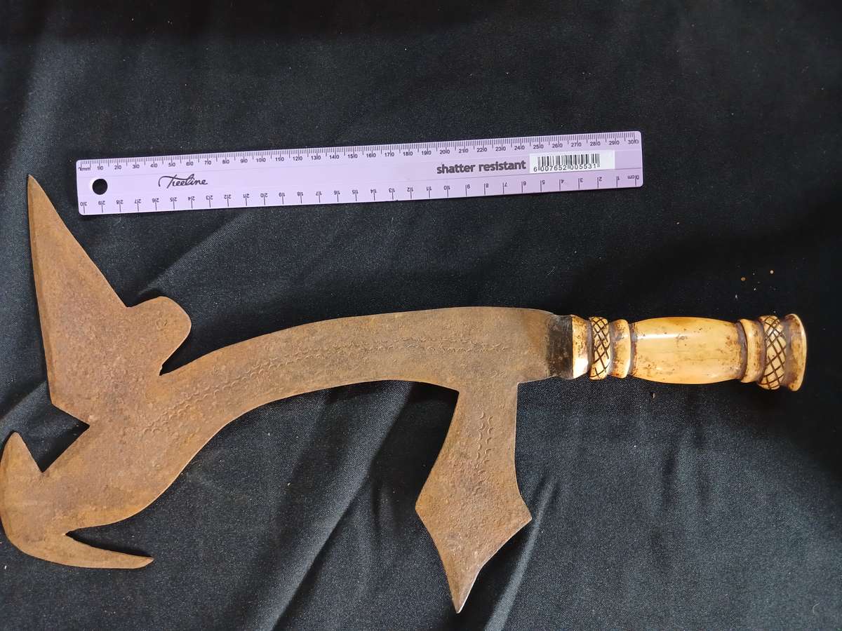 African throwing knife