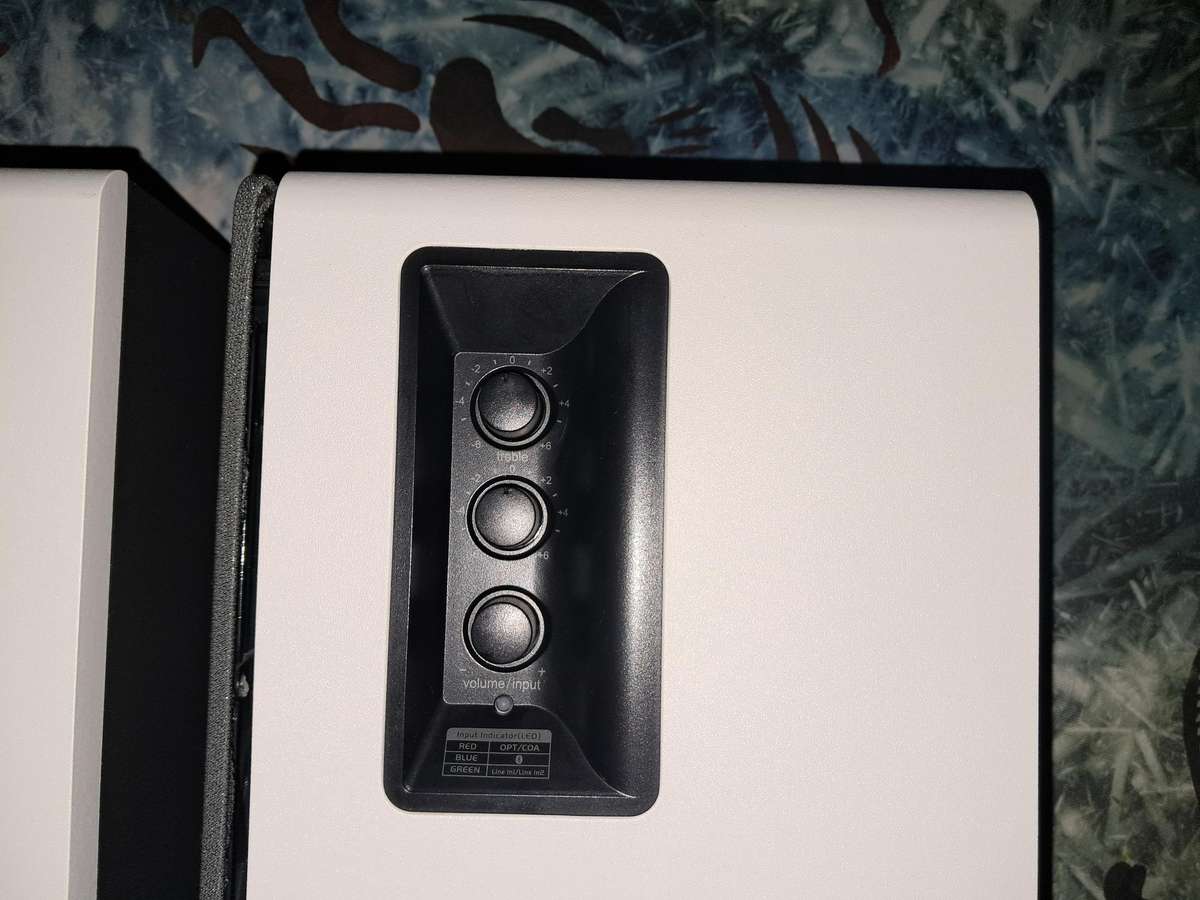 Edifier 1280DB Powered Bookshelf Speakers with Bluetooth and Remote.