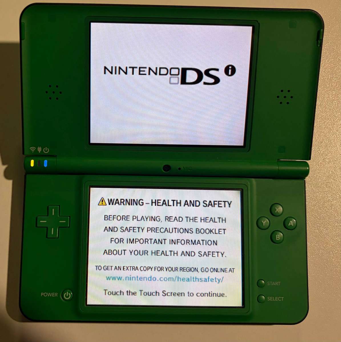Nintendo DSi XL Green
