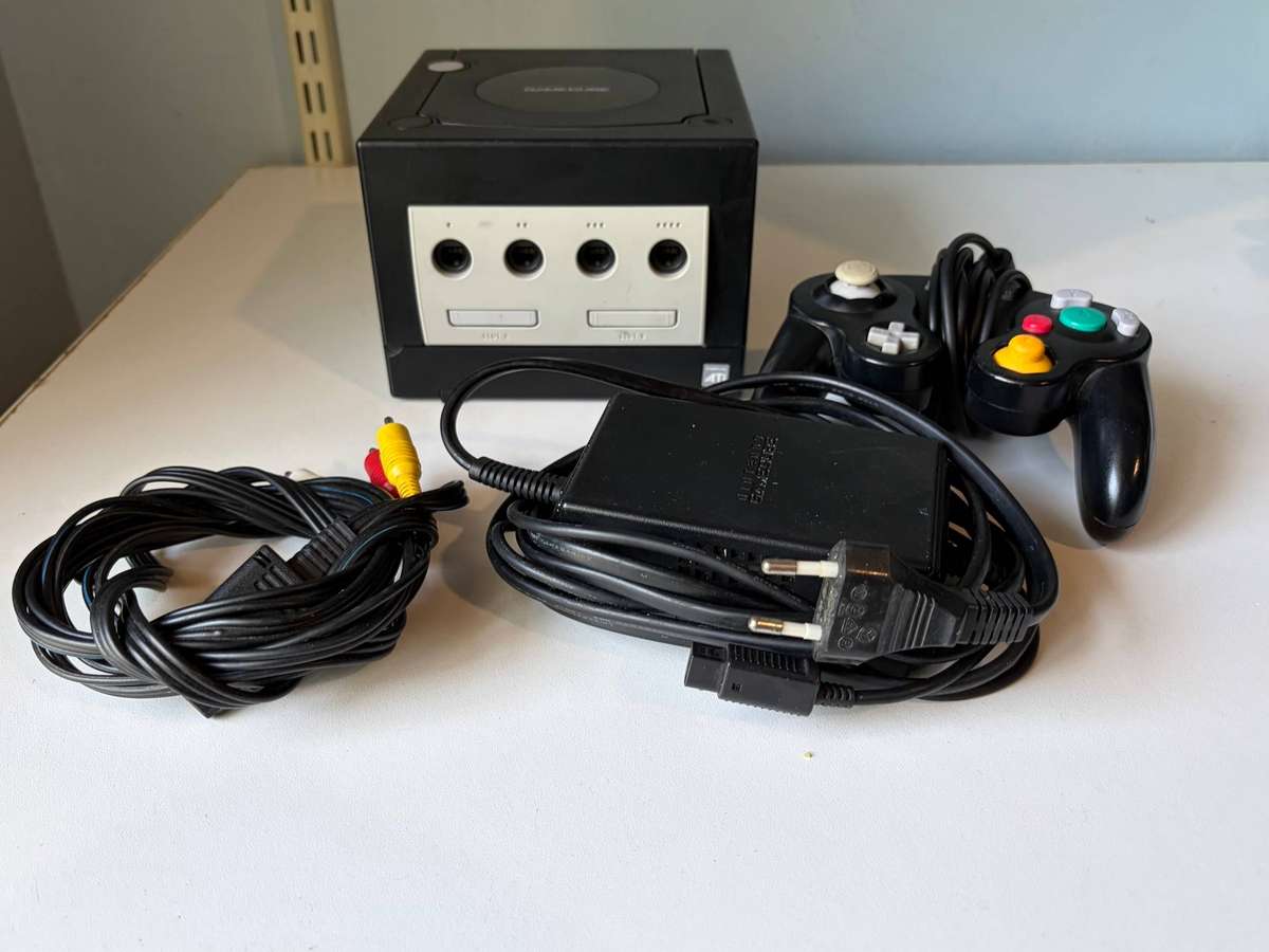 Nintendo Gamecube Black Console with Cables, one controller and one third party Memory Card