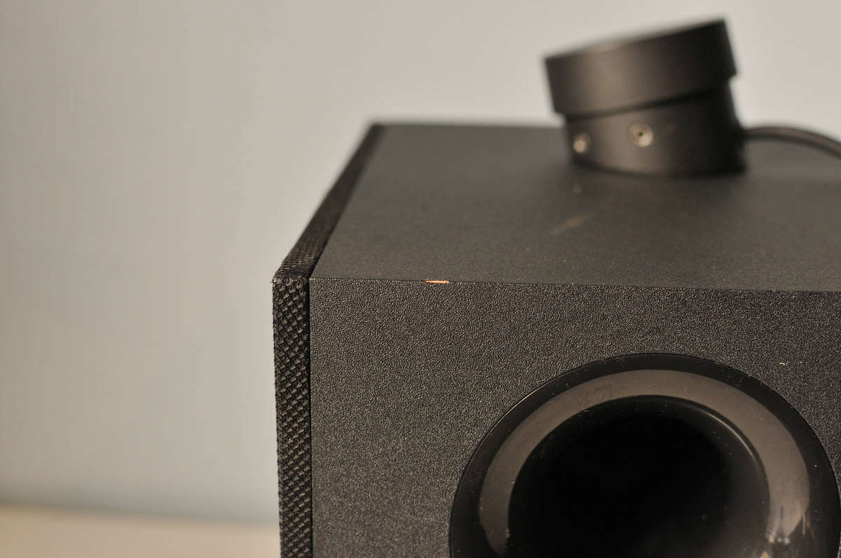 Logitech z533 2.1 Computer Speakers