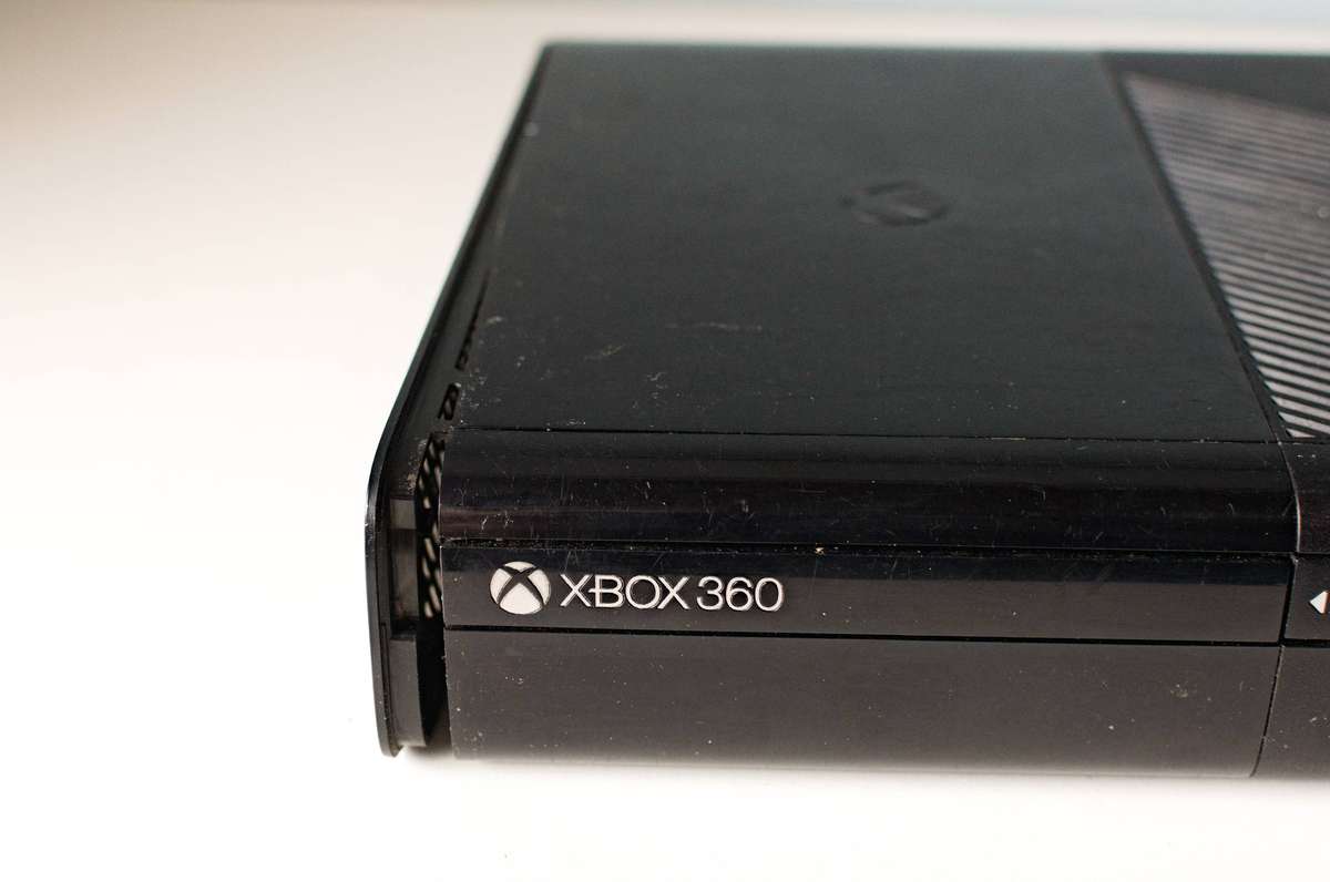 Xbox 360 S Console and Hard Drive only