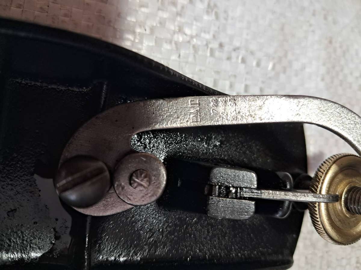 Vintage Stanley No. 9 1/2 Adjustable Throat Block Plane