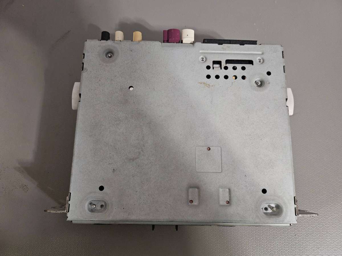 BMW F30 CD Basic Bluetooth Head Unit Control