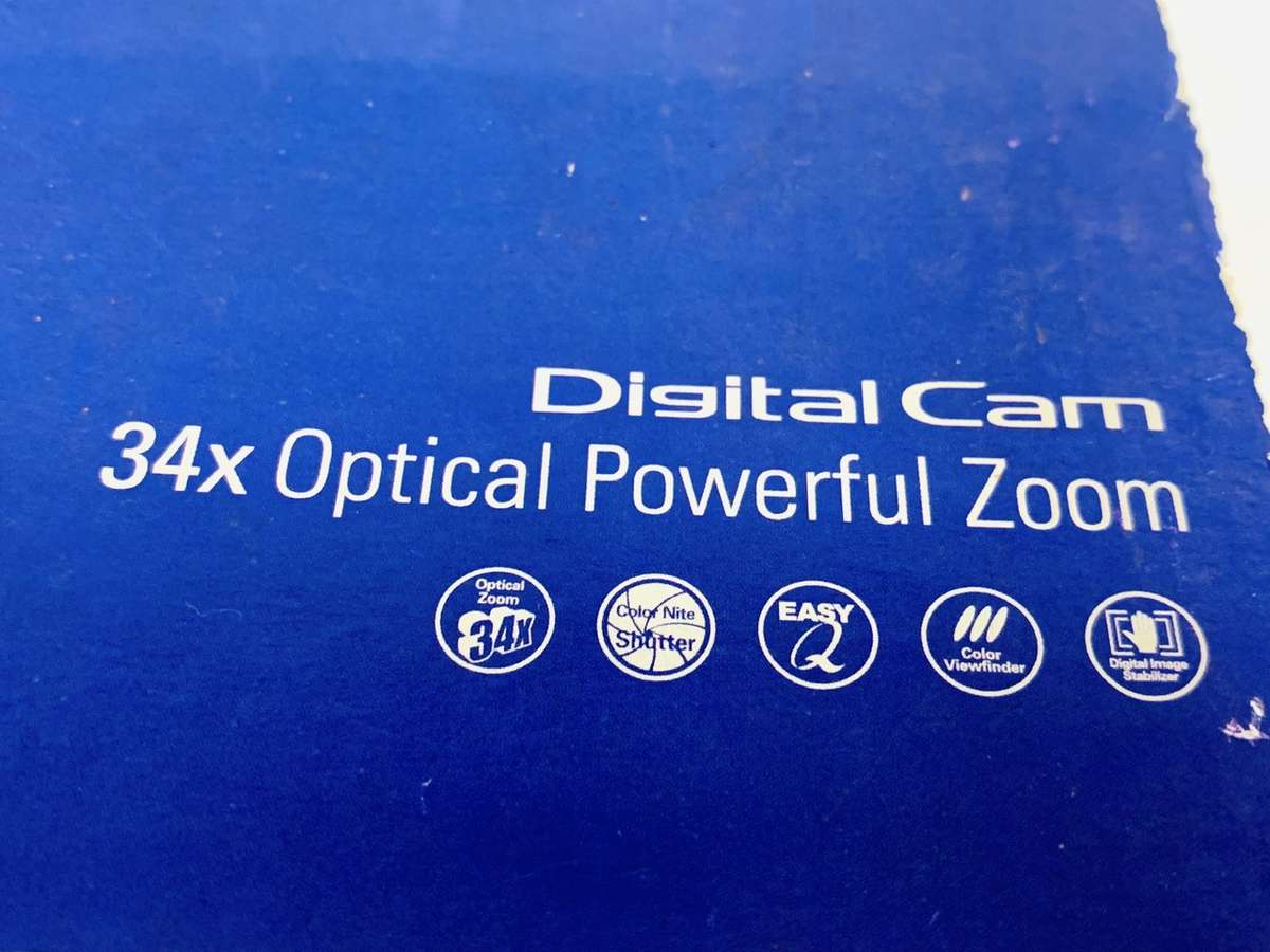 Samsung VP-D375Wi Digital Camcorder / Video Camera (Battery needs Replacing)