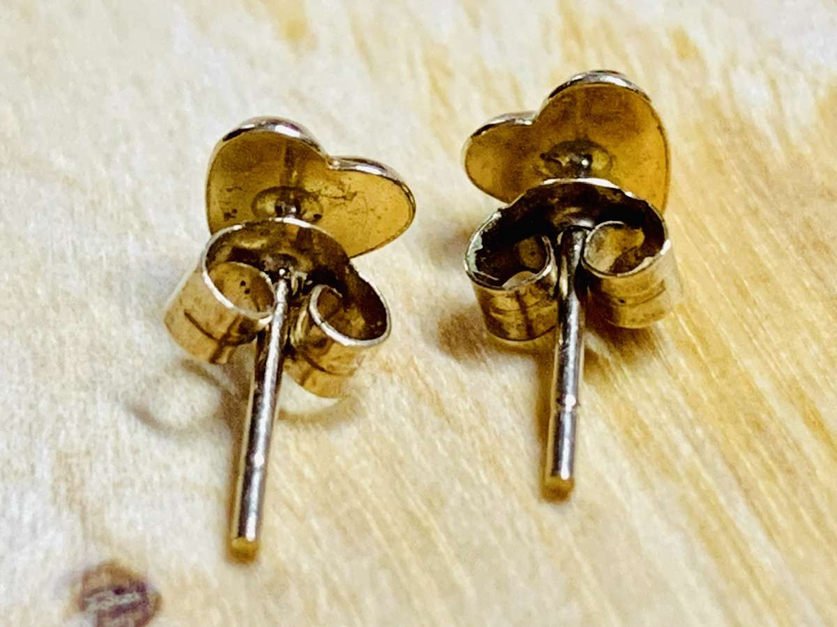 2 x Solid Gold Earrings Studs with Butterflies - 9 carat / 375 (0.26g)