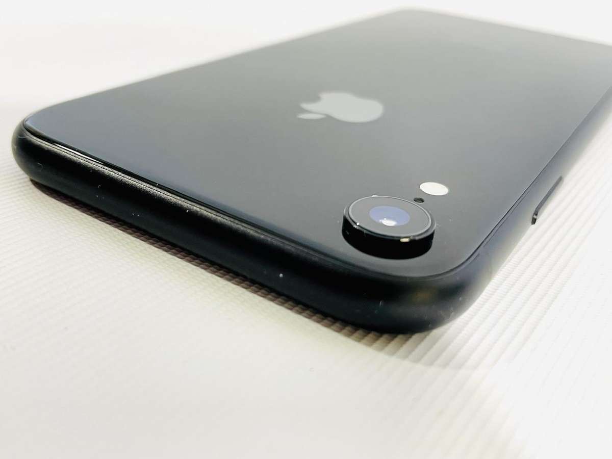 iPhone XR 64GB