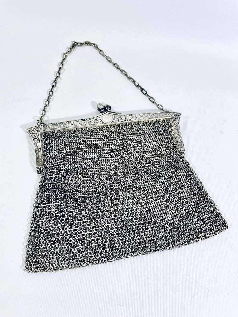 Stunning Vintage Silver-Plated EPNS Chainmail Handbag / Purse - Floral Detail