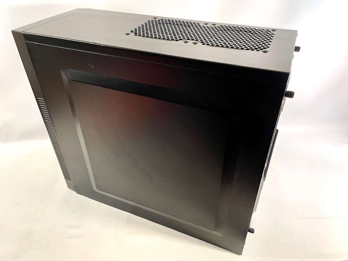 PC Desktop - Gigabyte Ultra Durable - Intel i5-6400 CPU - 4GB DDR4 Ram - HDMI / DVI / VGA - NO HDD