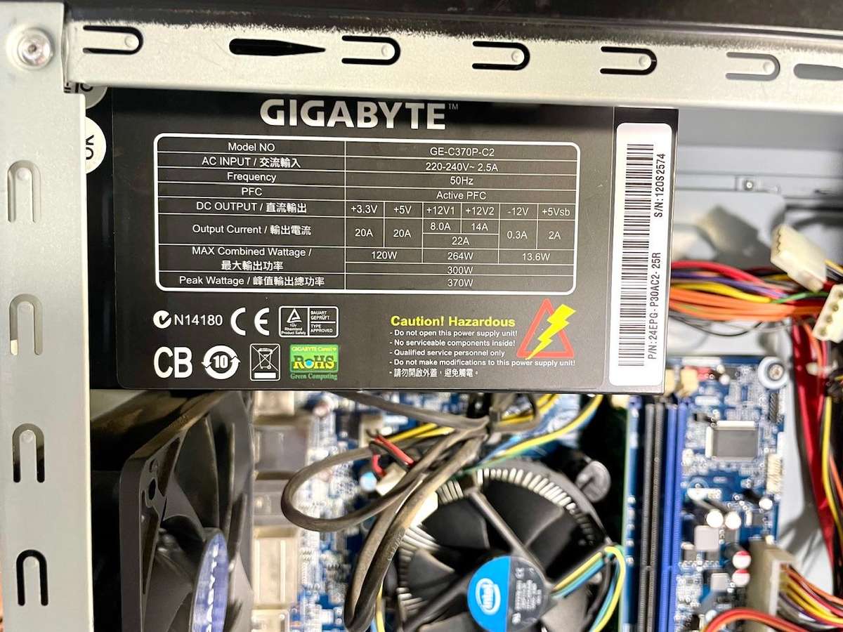 PC Desktop - Intel i5-2500 CPU - 4GB DDR Ram - HDMI / DVI  - NO Hard Drive