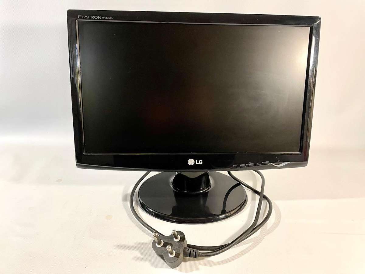 LG Flatron W1943SS Monitor (used)