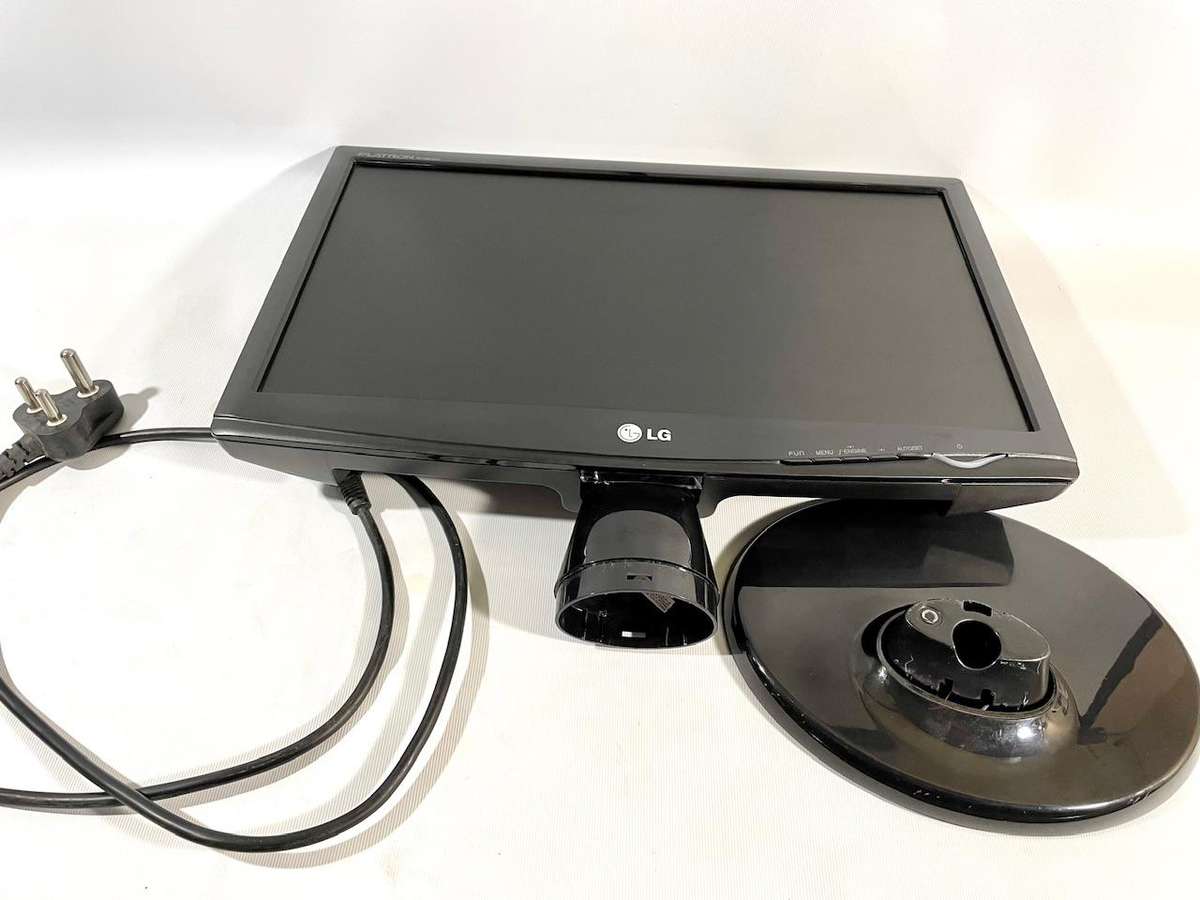 LG Flatron W1943SS Monitor (used)