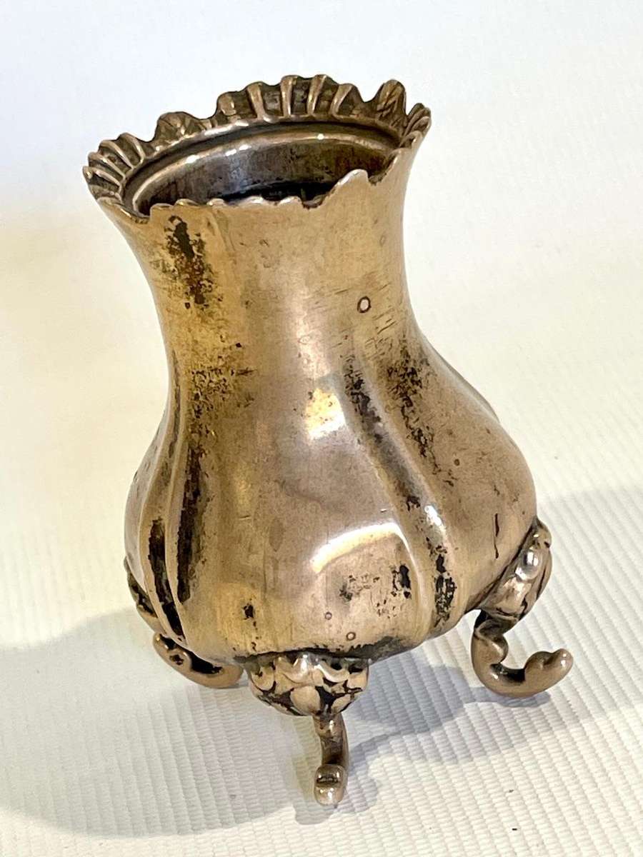 Sterling 925 Silver Mini Vase / Ornament (39g)