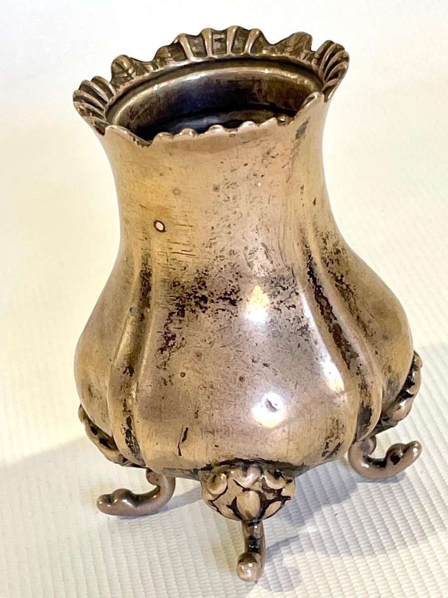 Sterling 925 Silver Mini Vase / Ornament (39g)