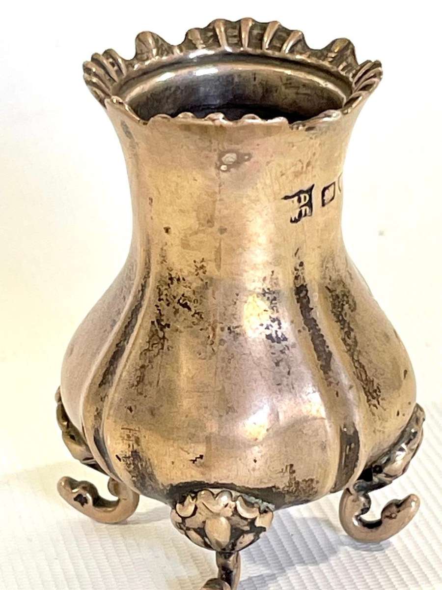 Sterling 925 Silver Mini Vase / Ornament (39g)