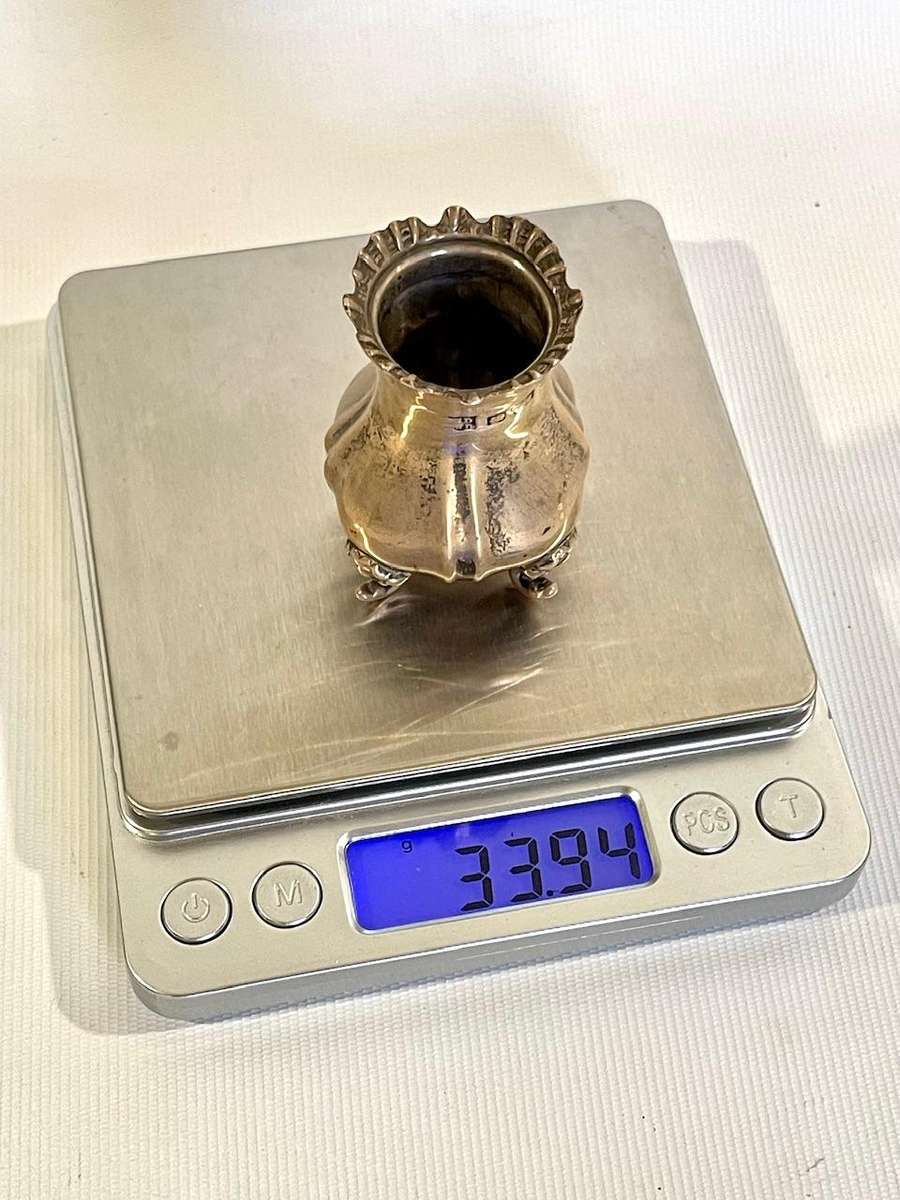 Sterling 925 Silver Mini Vase / Ornament (39g)