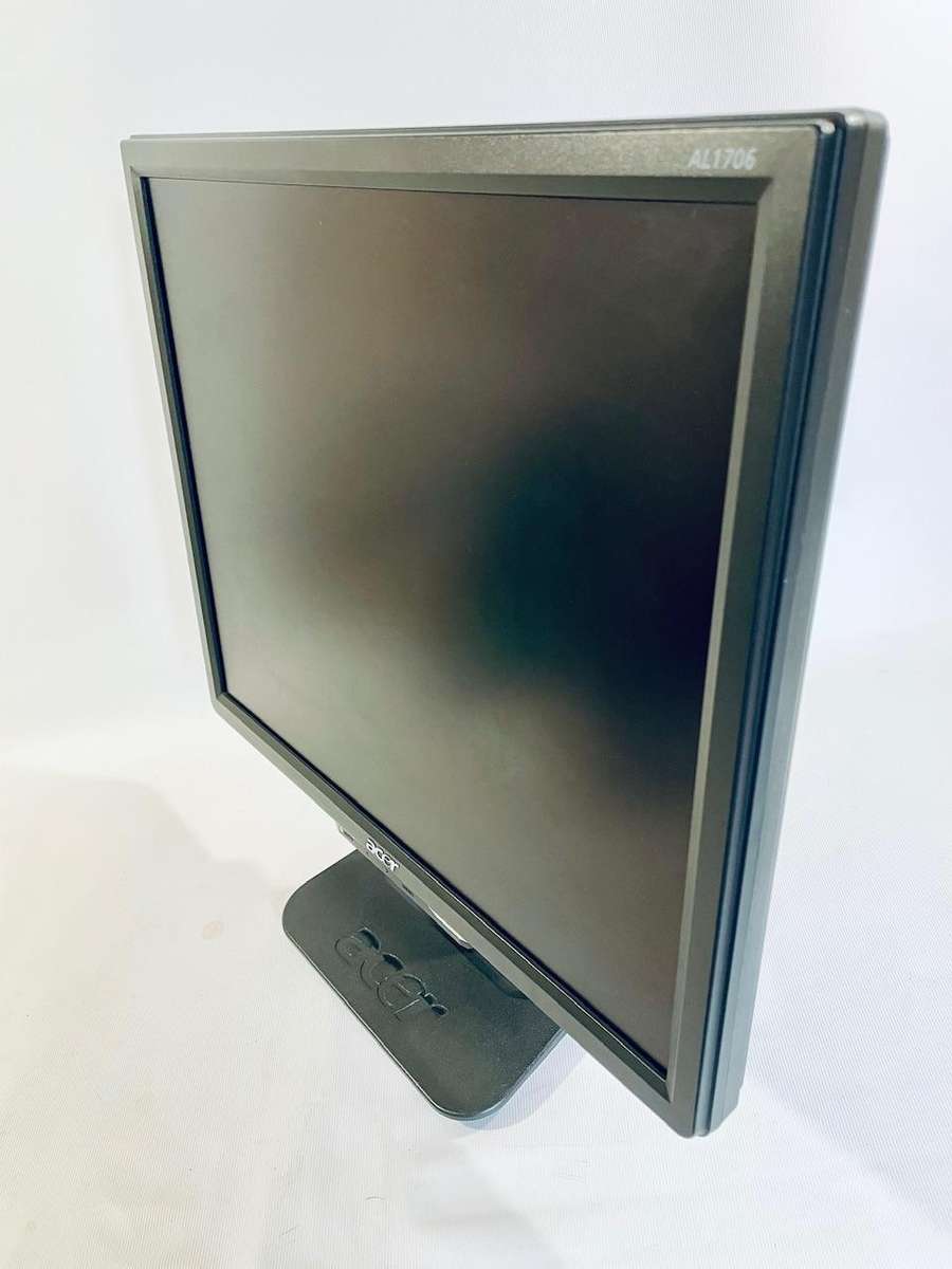 Acer AL1706 A 17 LCD Monitor  Reliable and Budget-Friendly Display