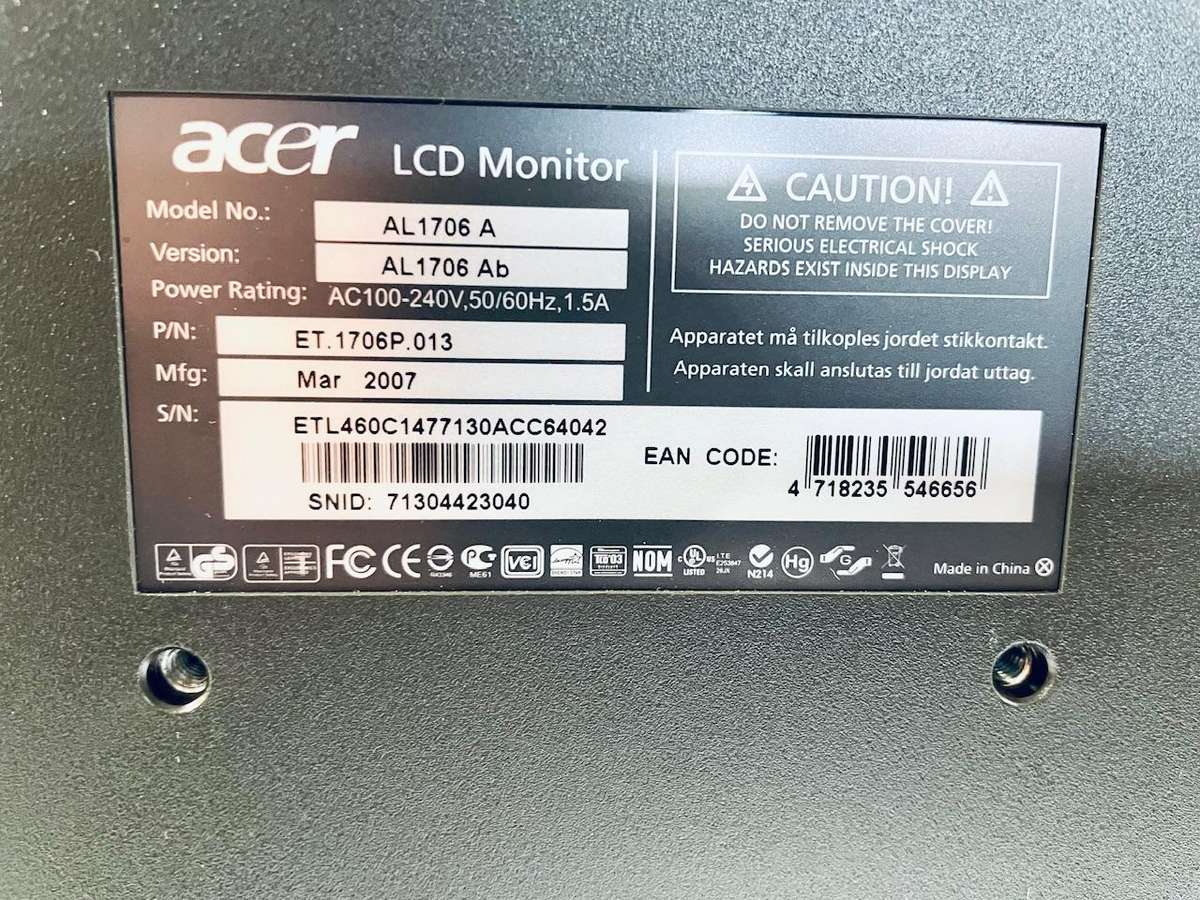 Acer AL1706 A 17 LCD Monitor  Reliable and Budget-Friendly Display