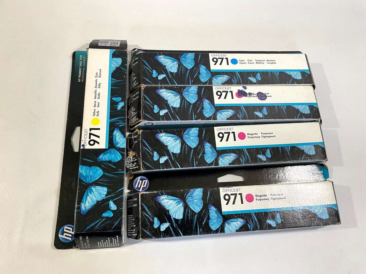 Quantity Expired Sealed HP Ink Cartridges