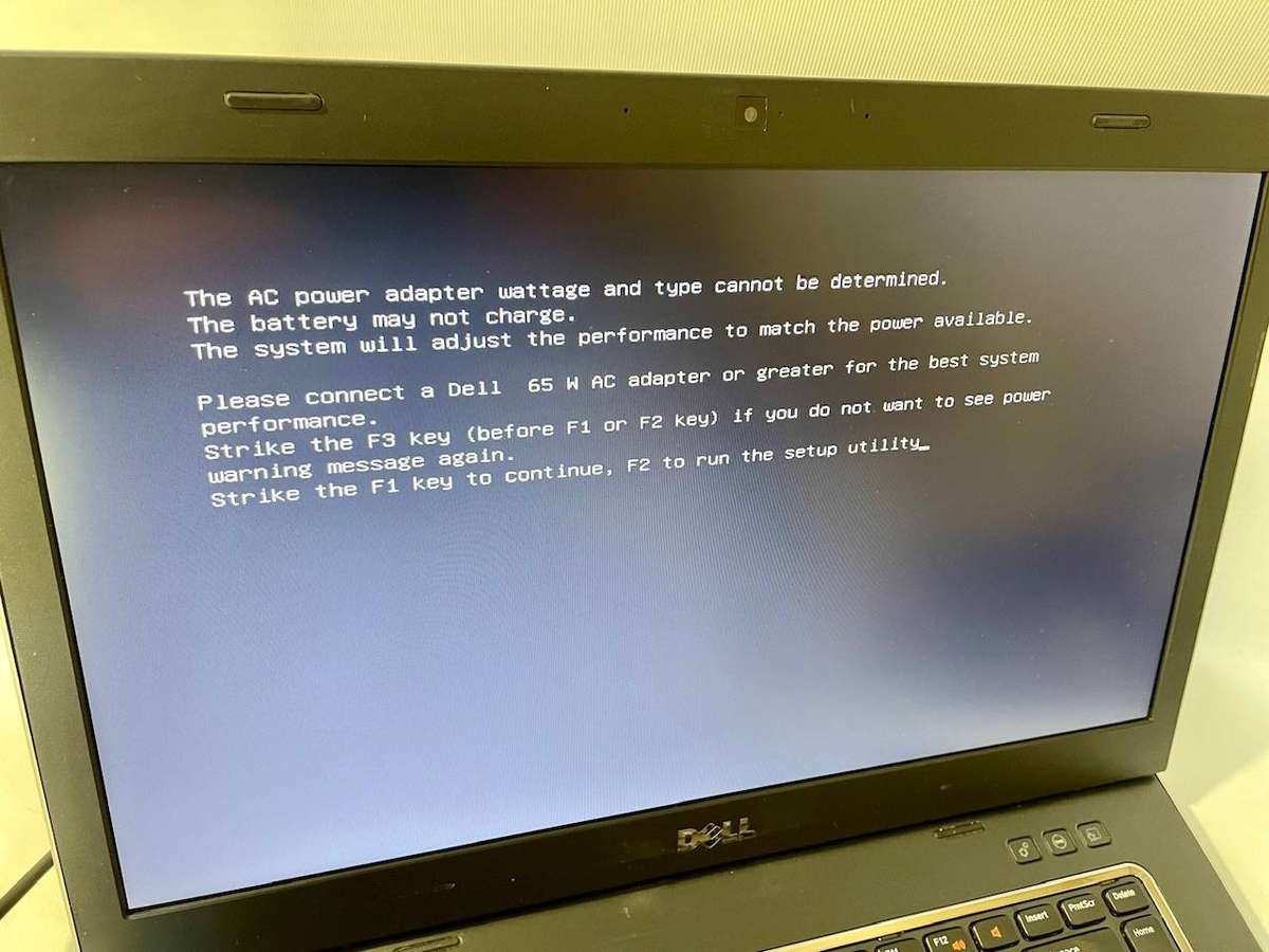 Dell Vostro 3550 Laptop  Intel Core i5 - No HDD or Charger