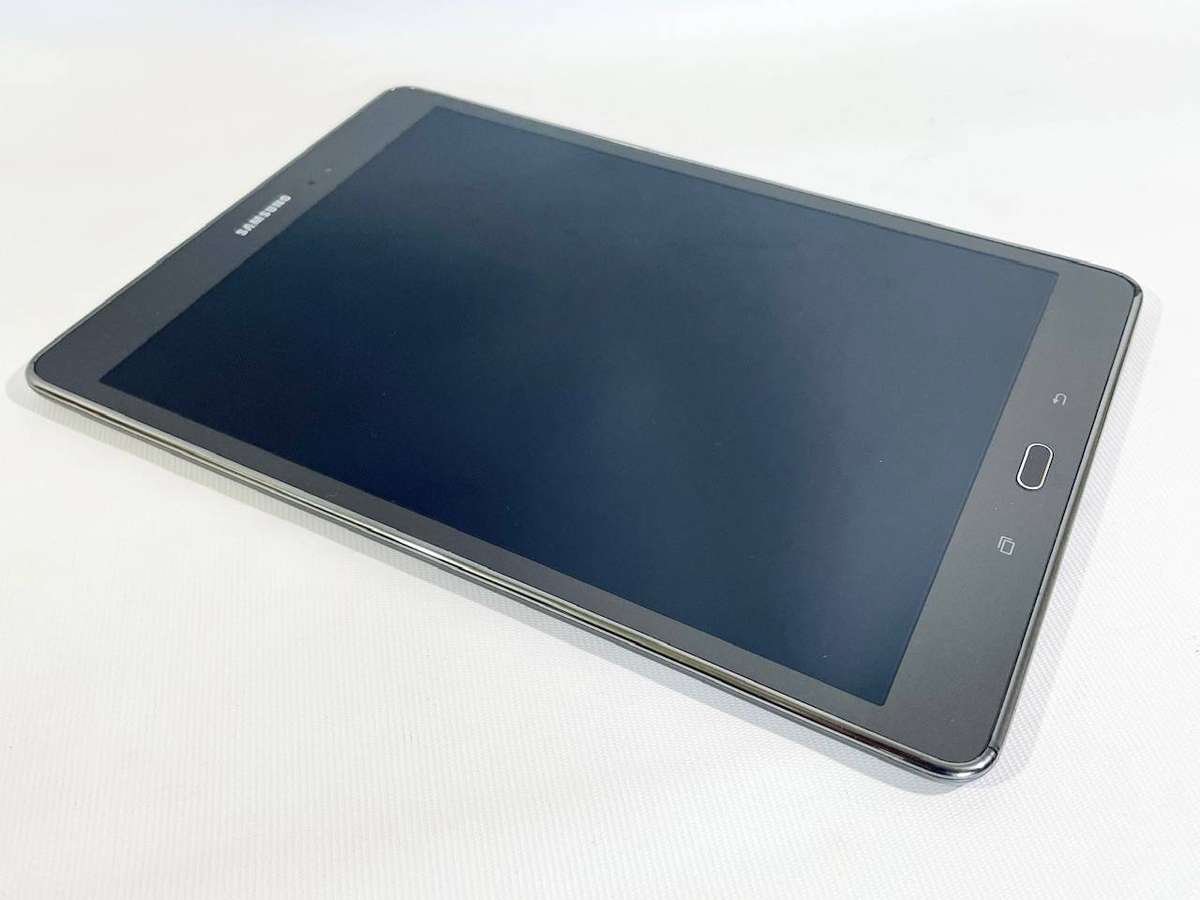 Samsung Galaxy Tab A 9.7 with S-Pen (SM-P555)  16GB, Wi-Fi + SIM