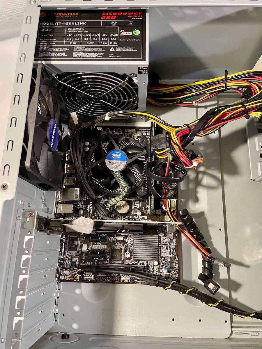 Desktop PC  Intel Core i5-4570 | 4GB RAM | GeForce 210 GPU | Gigabyte Motherboard | Thermaltake PSU