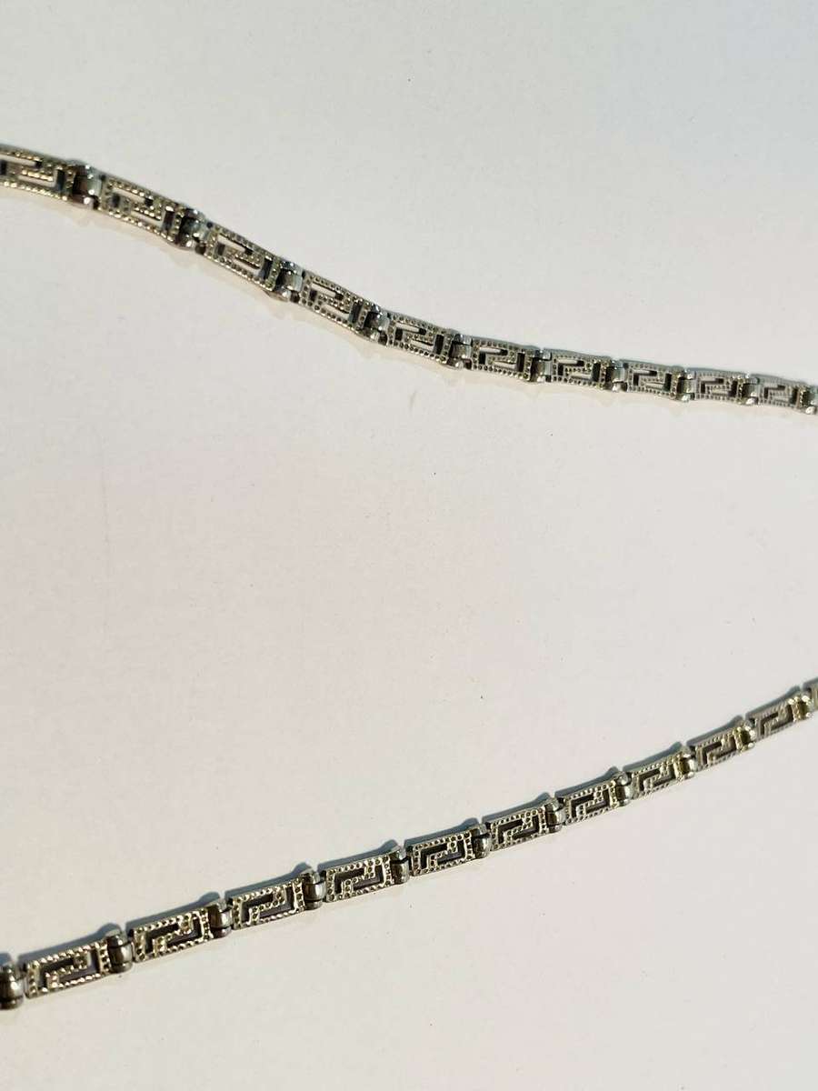 Attractive Sterling Silver Necklace  42 cm  12.4 g