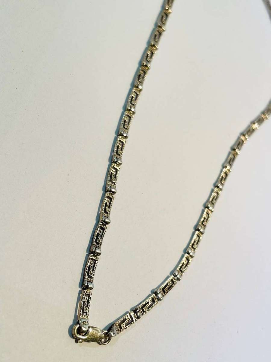 Attractive Sterling Silver Necklace  42 cm  12.4 g