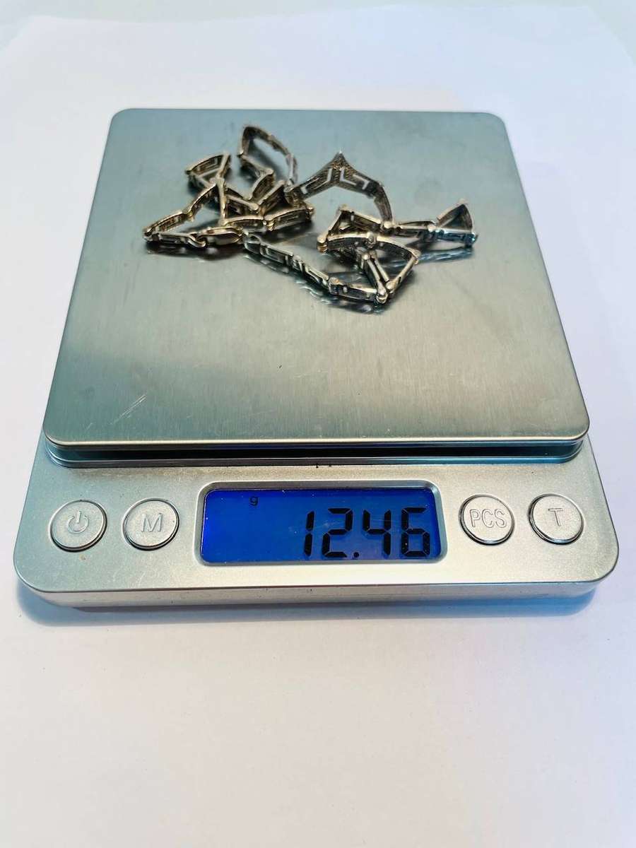 Attractive Sterling Silver Necklace  42 cm  12.4 g