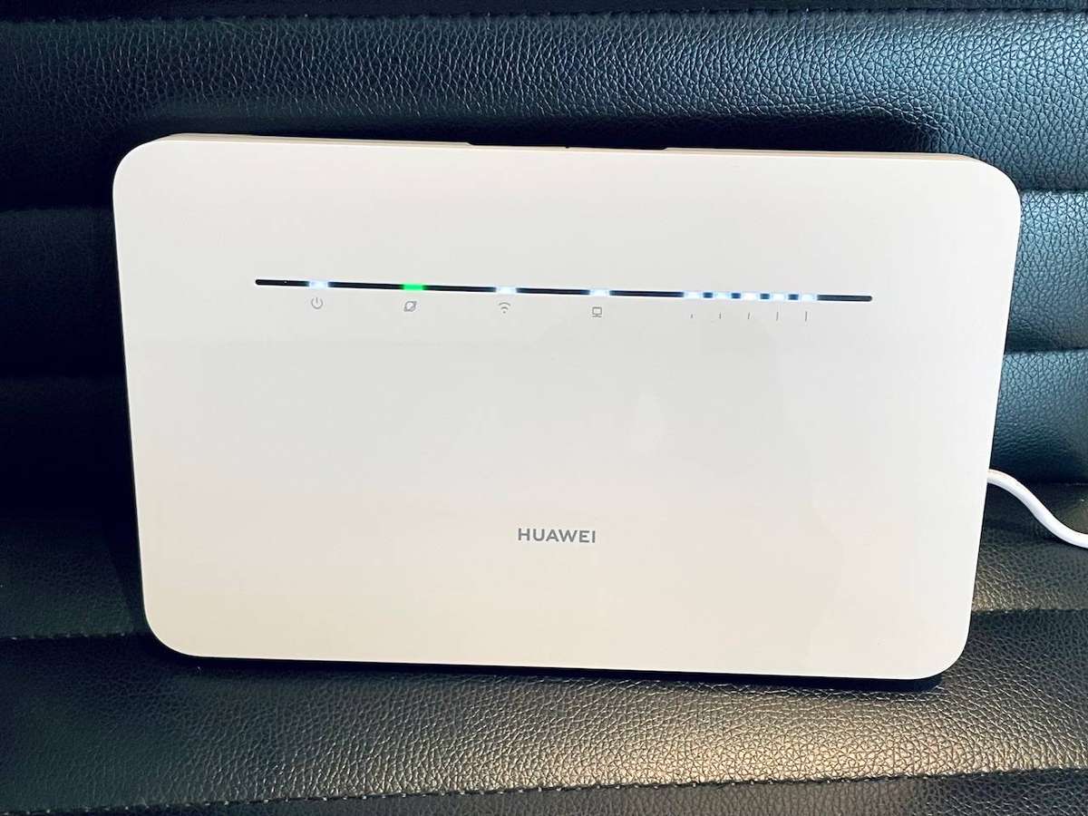 Huawei 4G Router 3 Pro (B535)  Unused Complete in Box