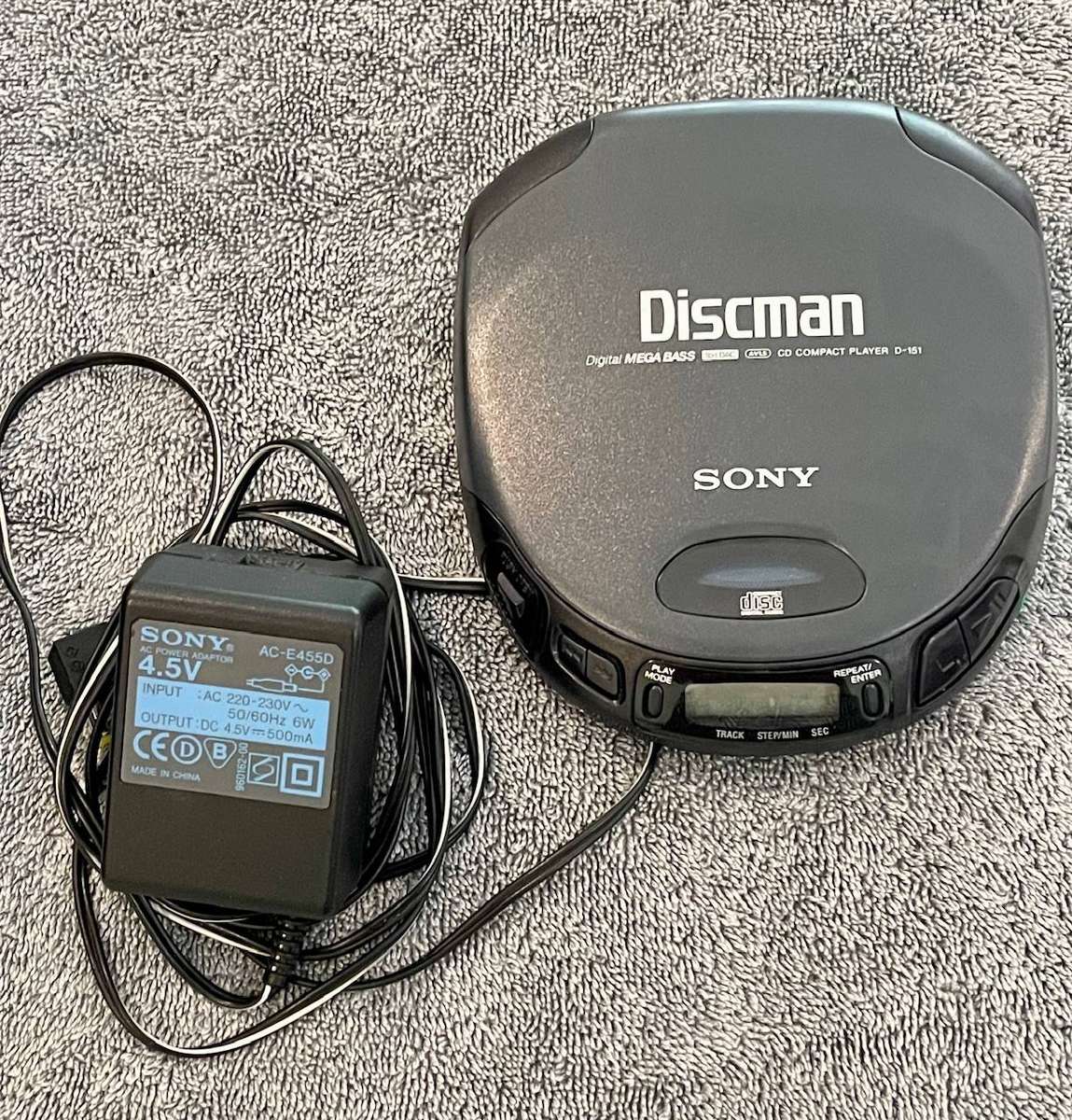 Sony Discman D-151 Portable CD Player  Vintage | Excellent Condition | Original Power Supply