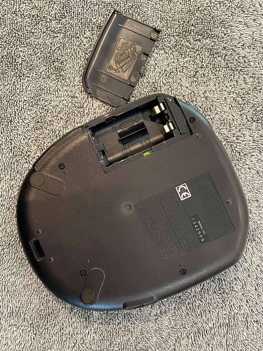Sony Discman D-151 Portable CD Player  Vintage | Excellent Condition | Original Power Supply