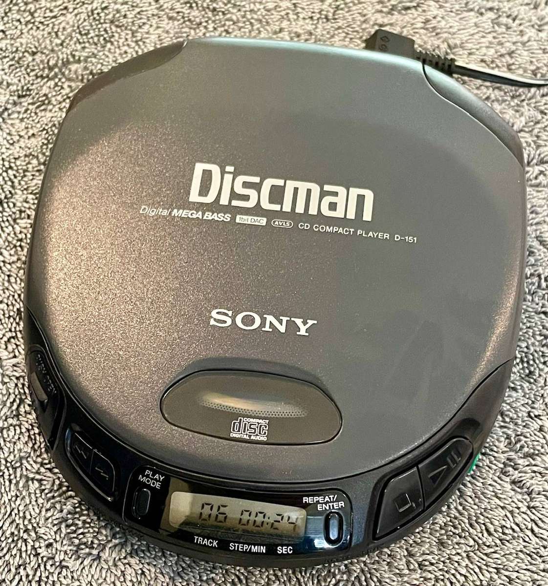 Sony Discman D-151 Portable CD Player  Vintage | Excellent Condition | Original Power Supply