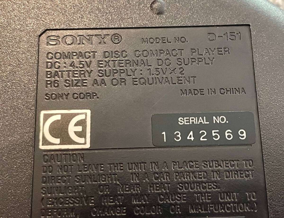 Sony Discman D-151 Portable CD Player  Vintage | Excellent Condition | Original Power Supply
