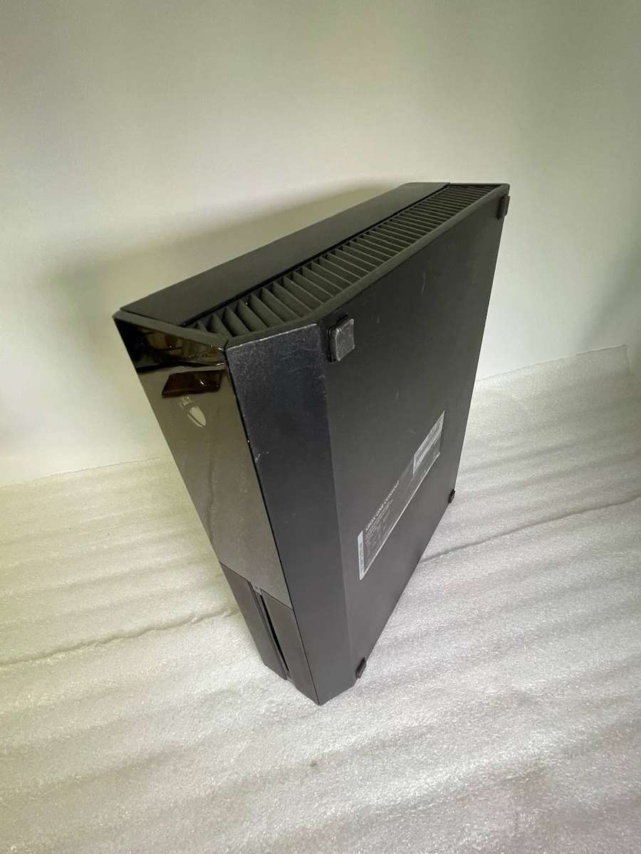 Xbox One Console  500GB  Includes Original Power Supply  1 Rand Start!