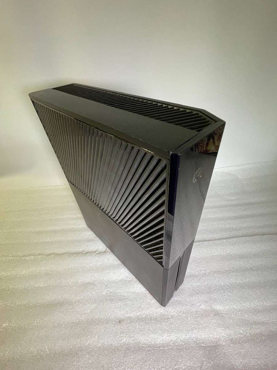 Xbox One Console  500GB  Includes Original Power Supply  1 Rand Start!
