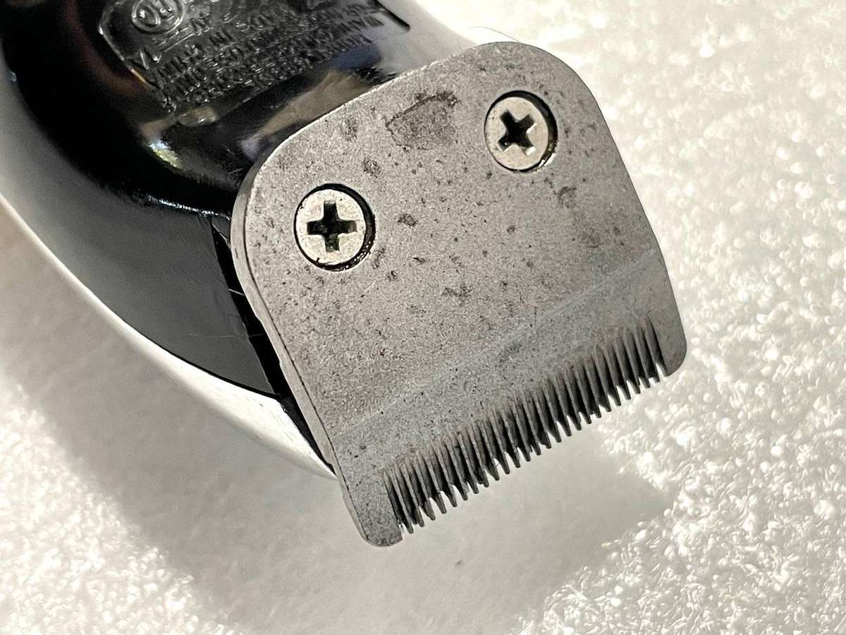 Wahl 9893L Beard Trimmer  Full Grooming Kit | Excellent Condition | Many Attachments