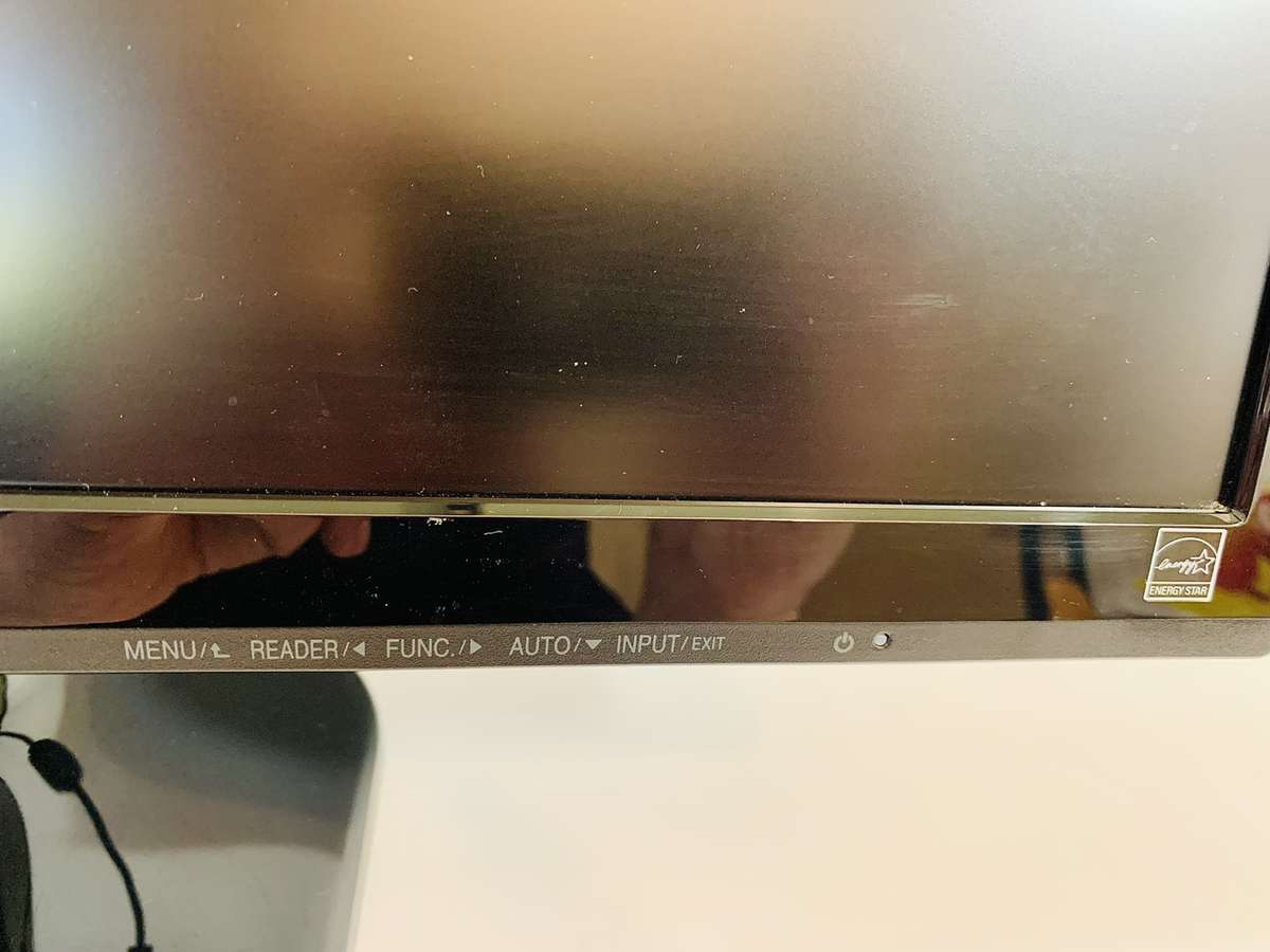 LG 23 inch Full High Definition Monitor / Screen (23MP55HQ)