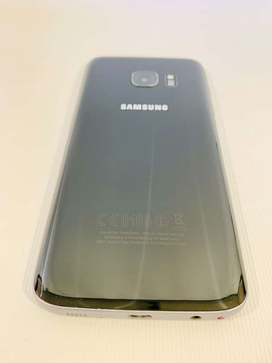 Samsung galaxy S7 mobile phone (parts or repair)