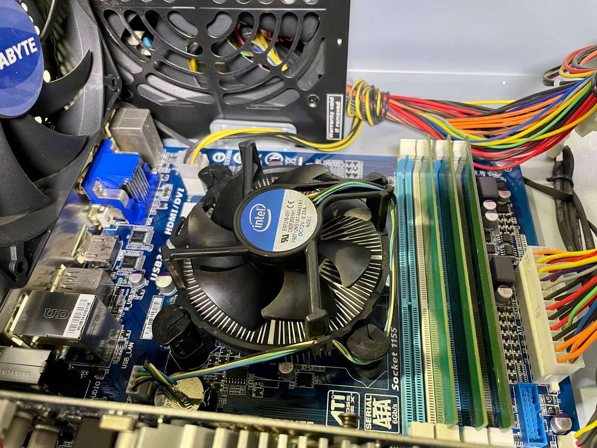 Desktop PC Tower  Intel i5-3550 CPU | 12GB RAM | GPU | No HDD | Tested on Windows 10