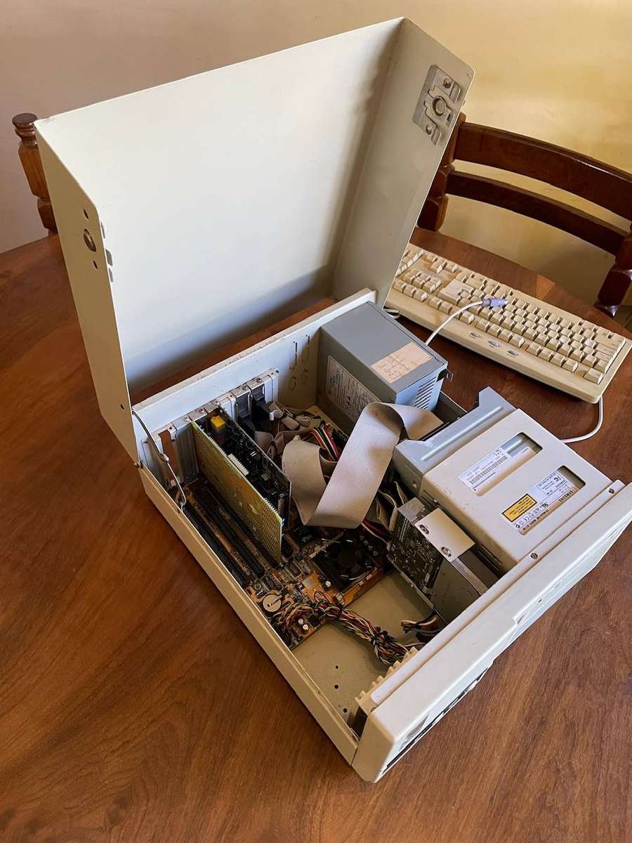 Vintage Retro Gaming PC  Pentium 133 / ASUS VX97 / Sound Blaster Live / Tseng Labs VGA