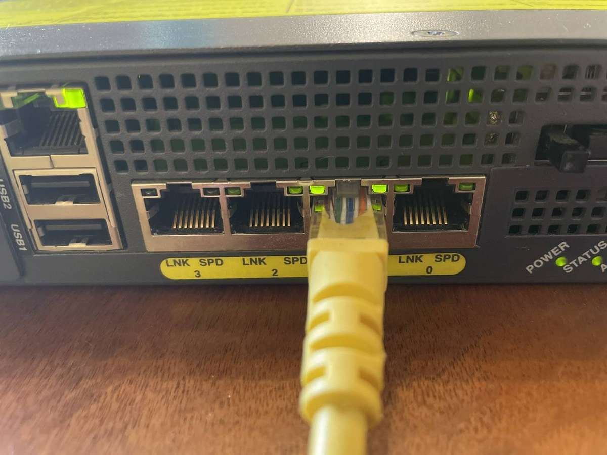 Cisco ASA 5510 Series Adaptive Security Appliance + ASA SSM-10 Module
