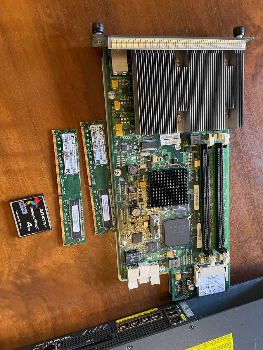 Cisco ASA 5510 Series Adaptive Security Appliance + ASA SSM-10 Module