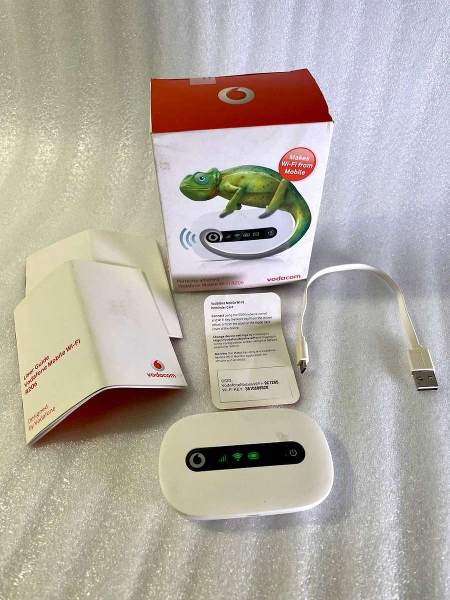 Vodacom Mobile Wi-Fi R206 3G Hotspot Router  Tested & Working