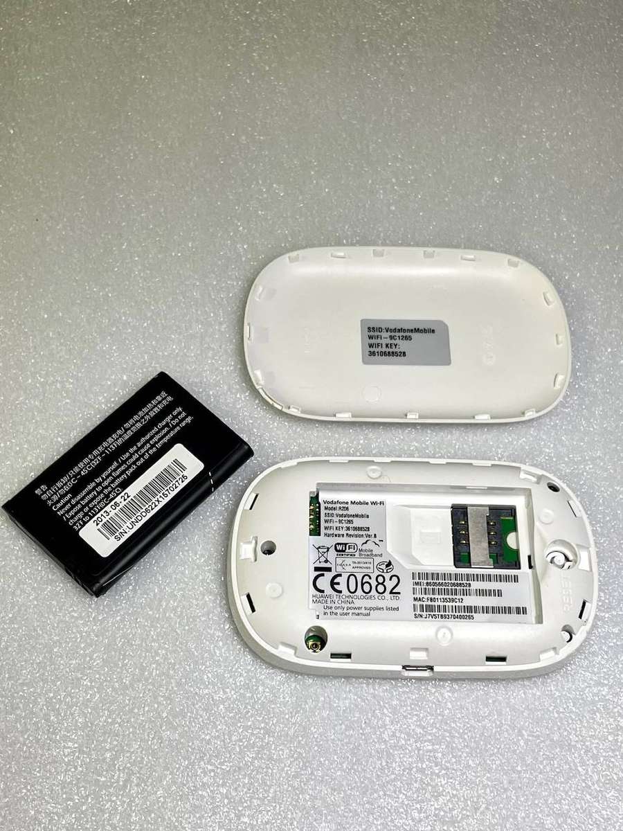 Vodacom Mobile Wi-Fi R206 3G Hotspot Router  Tested & Working