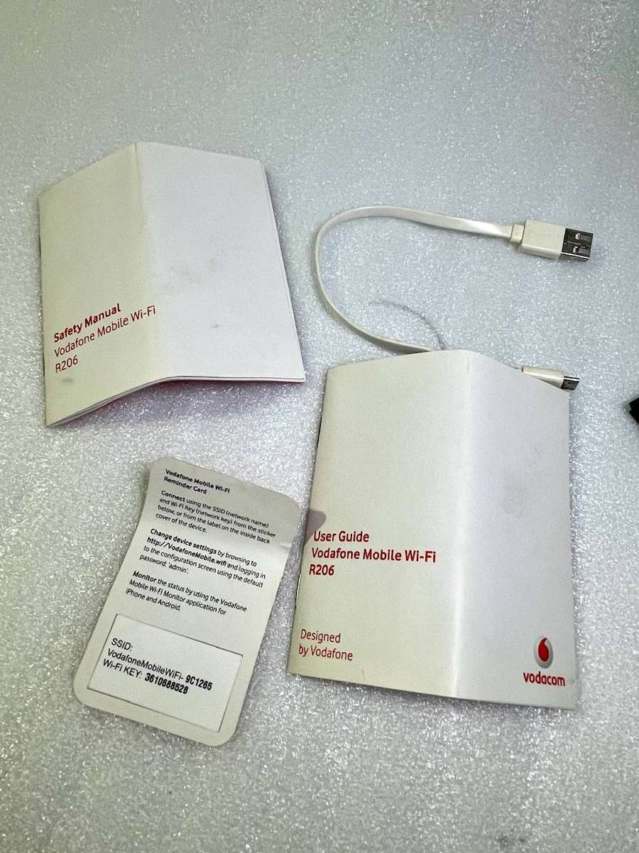 Vodacom Mobile Wi-Fi R206 3G Hotspot Router  Tested & Working