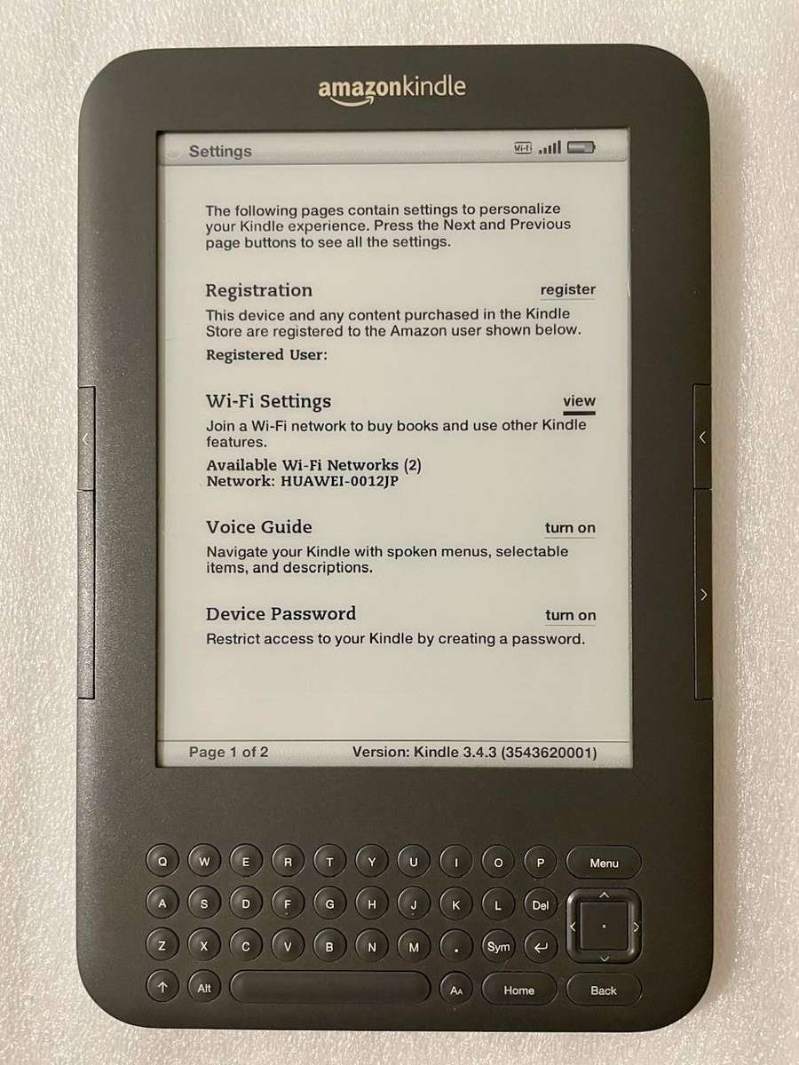 Amazon Kindle Keyboard 3G (3rd Gen) D00901 | 6 E-Ink Reader | Cover & Charge Cable Included
